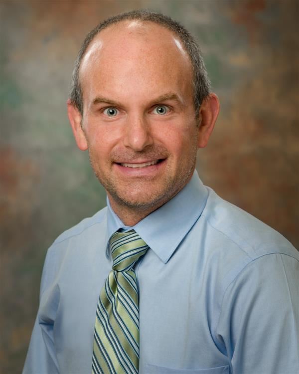  Walter Moore